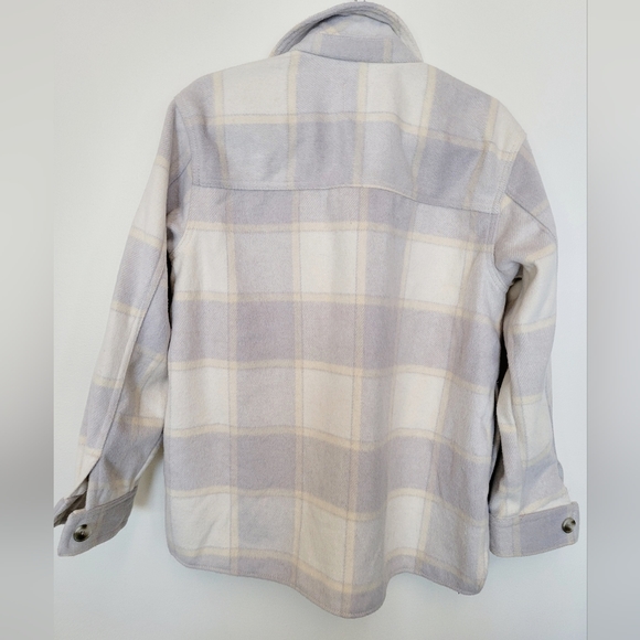 Old Navy Shacket - Picture 2 of 3